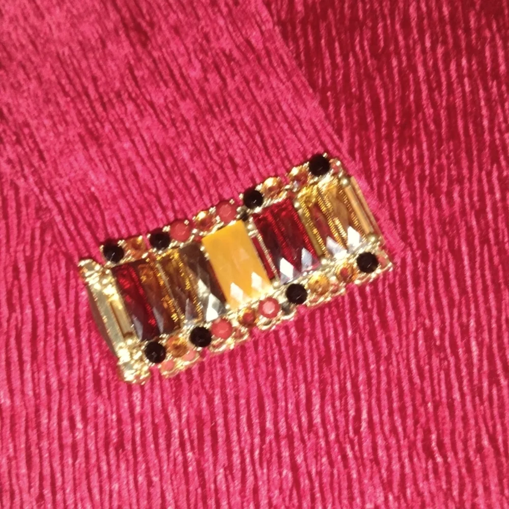 Ruby Reds Sweater - Picture 2 of 6